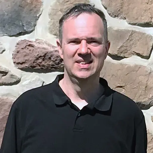 Shawn Neikam, team member of 7 Bookkeeping with Intuit Certifications